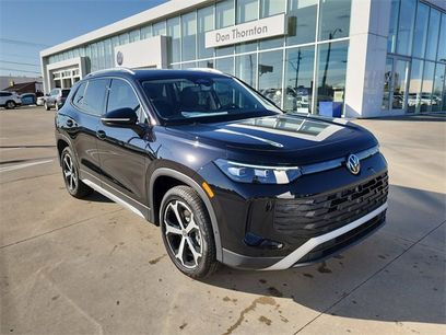 New 2025 Volkswagen Tiguan SE