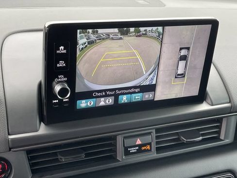 Certified 2025 Honda Pilot TrailSport image 19