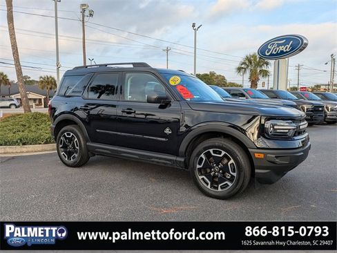 Used 2021 Ford Bronco Sport Outer Banks w/ Outer Banks Package (96D) image 2