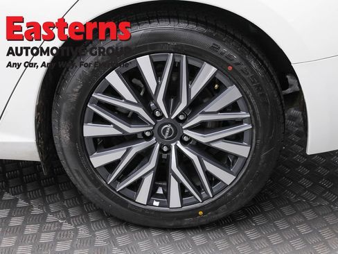 Used 2023 Nissan Altima 2.5 SL image 8