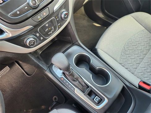 Used 2024 Chevrolet Equinox LS image 19