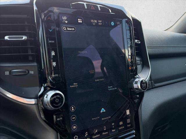 Used 2022 RAM 1500 Laramie AWD/4WD image 13