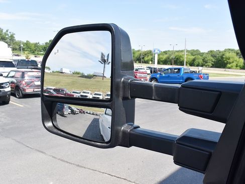 Used 2020 Ford F250 Lariat w/ Tremor Off-Road Package AWD/4WD image 32
