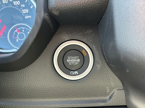 New 2026 RAM 1500 4x4 Crew Cab image 25