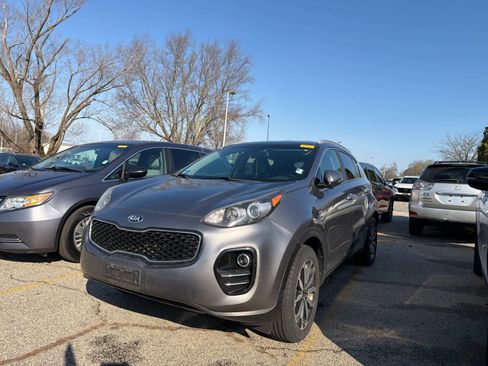 Used 2018 Kia Sportage EX image 10