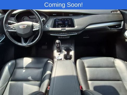 Used 2023 Cadillac XT4 Premium Luxury w/ Cold Weather Package AWD/4WD image 15