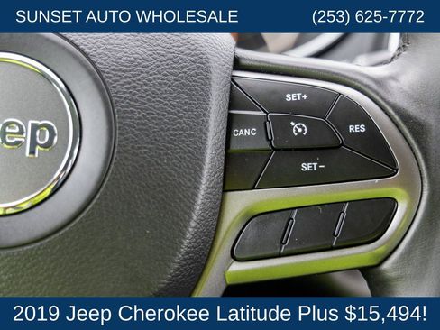 Used 2019 Jeep Cherokee Latitude Plus image 49