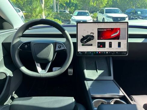 Used 2024 Tesla Model 3 Performance AWD/4WD image 8