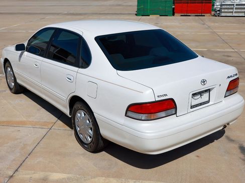 Used 1996 Toyota Avalon XL FWD image 5
