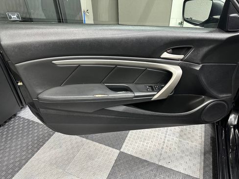 Used 2010 Honda Accord EX image 13