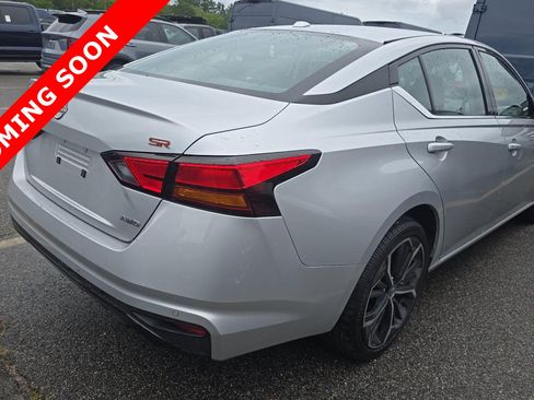 Used 2023 Nissan Altima 2.5 SR AWD/4WD image 4