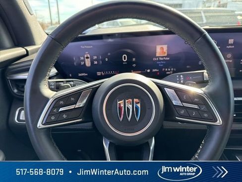 Used 2025 Buick Enclave Preferred image 30