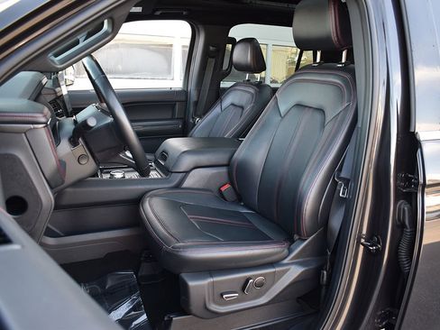 Used 2024 Ford Expedition Max Limited image 5