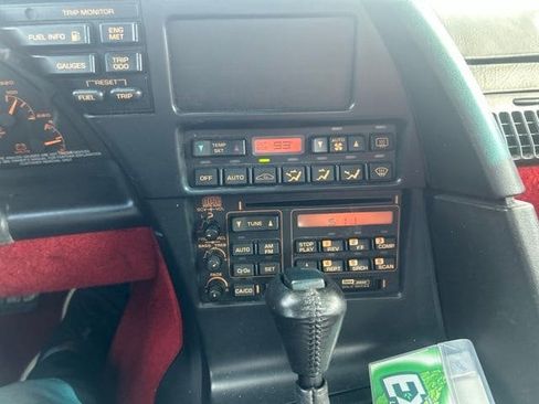 Used 1992 Chevrolet Corvette Coupe RWD image 7
