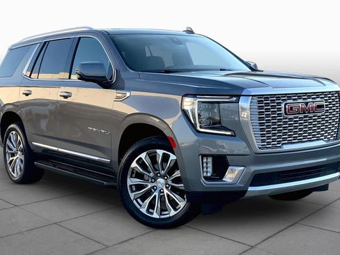 Used 2021 GMC Yukon Denali AWD/4WD image 3