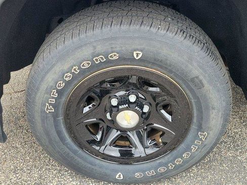 Used 2015 Chevrolet Silverado 1500 W/T RWD image 26