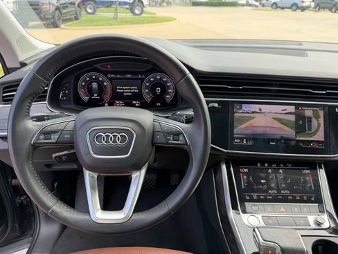 Used 2020 Audi Q7 2.0T Premium Plus w/ Premium Plus Package AWD/4WD image 14