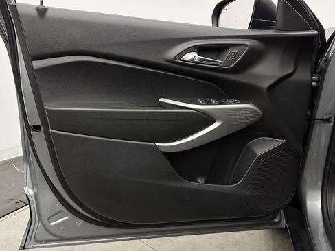 Used 2024 Chevrolet Trax LS w/ Driver Confidence Package image 10