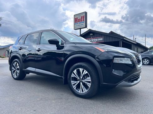 Used 2023 Nissan Rogue SV AWD/4WD image 1