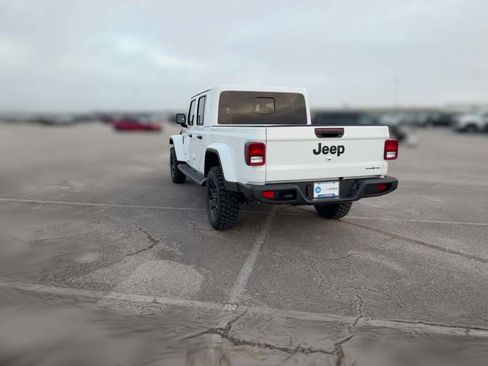 New 2026 Jeep Gladiator Sport image 9