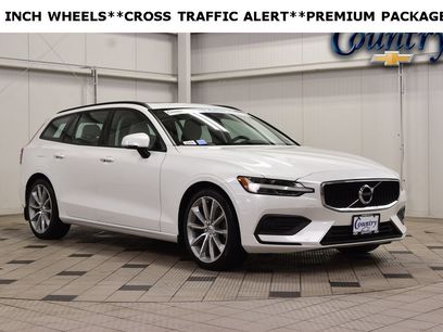 Used 2020 Volvo V60 T5 Momentum w/ Premium Package