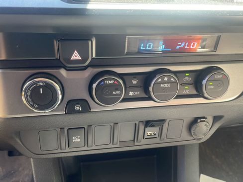 Used 2023 Toyota Tacoma SR AWD/4WD image 20