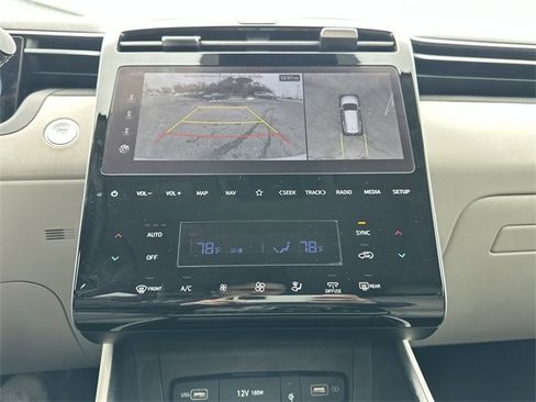 Used 2024 Hyundai Tucson Limited image 10