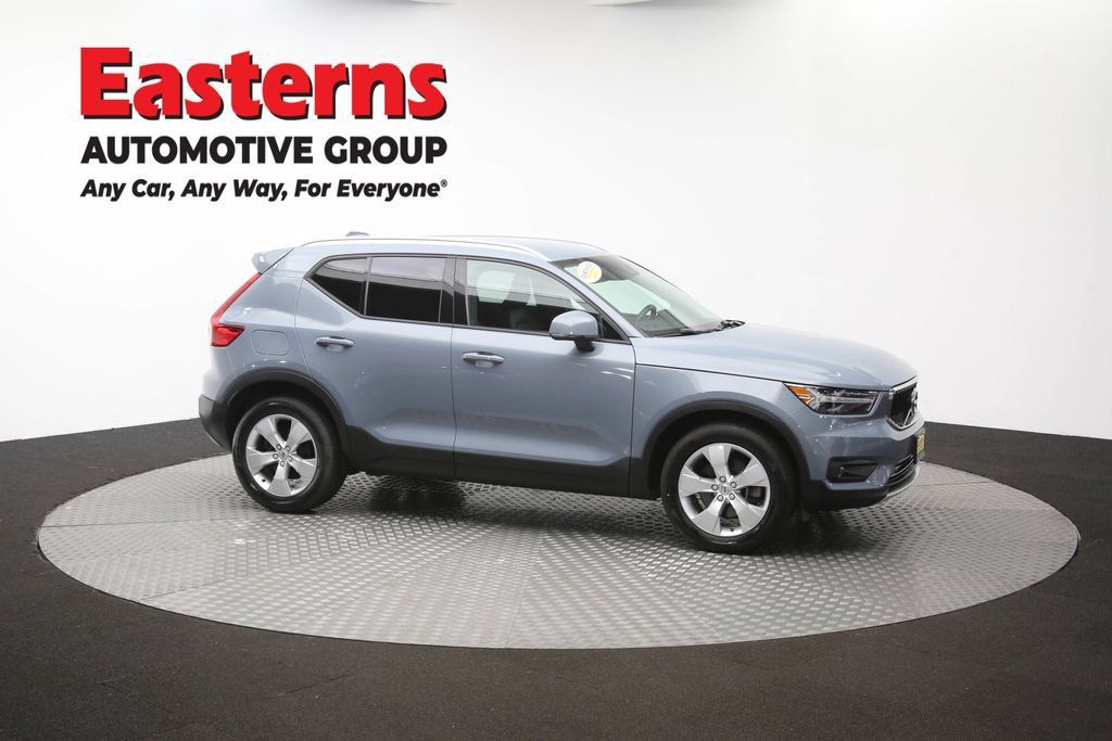 Used 2021 Volvo XC40 T4 Momentum FWD image 48