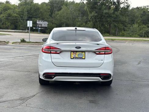 Used 2018 Ford Fusion Titanium AWD/4WD image 7