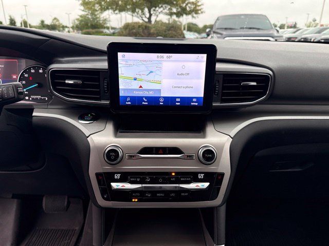 Used 2021 Ford Explorer XLT w/ Equipment Group 202A AWD/4WD image 18