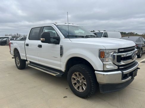 Used 2022 Ford F250 XL w/ STX Appearance Package image 14