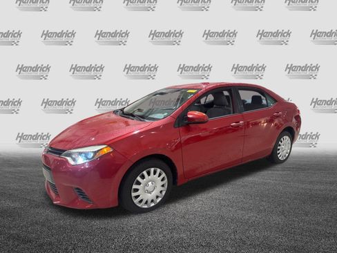 Used 2016 Toyota Corolla LE FWD image 3