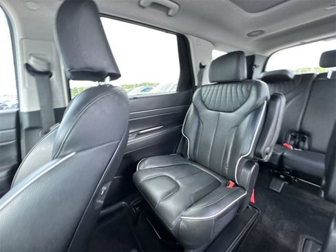 Used 2024 Hyundai Palisade Limited image 12