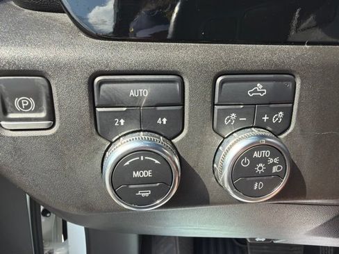 Used 2023 GMC Sierra 1500 Elevation AWD/4WD image 17