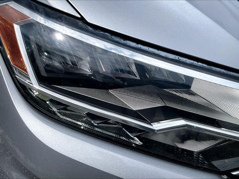 Used 2020 Volkswagen Jetta S w/ Driver Assistance Package FWD image 28