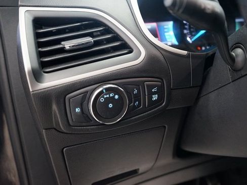 Used 2020 Ford Edge ST-Line w/ Cold Weather Package image 30