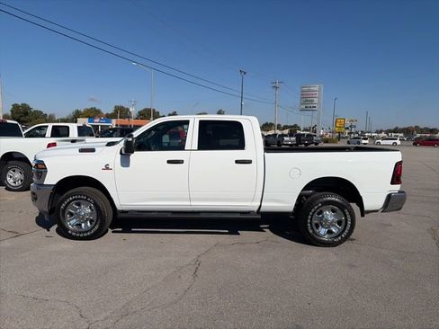 New 2025 RAM 2500 Tradesman AWD/4WD image 3