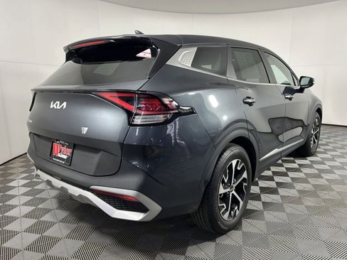 Certified 2024 Kia Sportage EX image 8