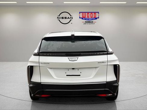 Used 2024 Cadillac Lyriq Luxury image 3