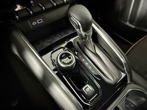 Used 2026 GMC Canyon AT4 image 36