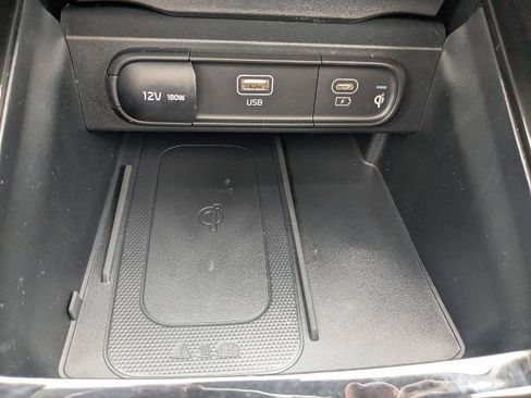 Used 2025 Kia Telluride S FWD image 22