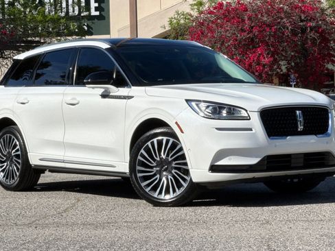 Used 2021 Lincoln Corsair Reserve w/ Equipment Group 201A image 2