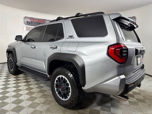 Used 2025 Toyota 4Runner TRD Off Road image 5