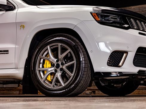 Used 2018 Jeep Grand Cherokee Trackhawk w/ Trailer Tow Group IV image 12