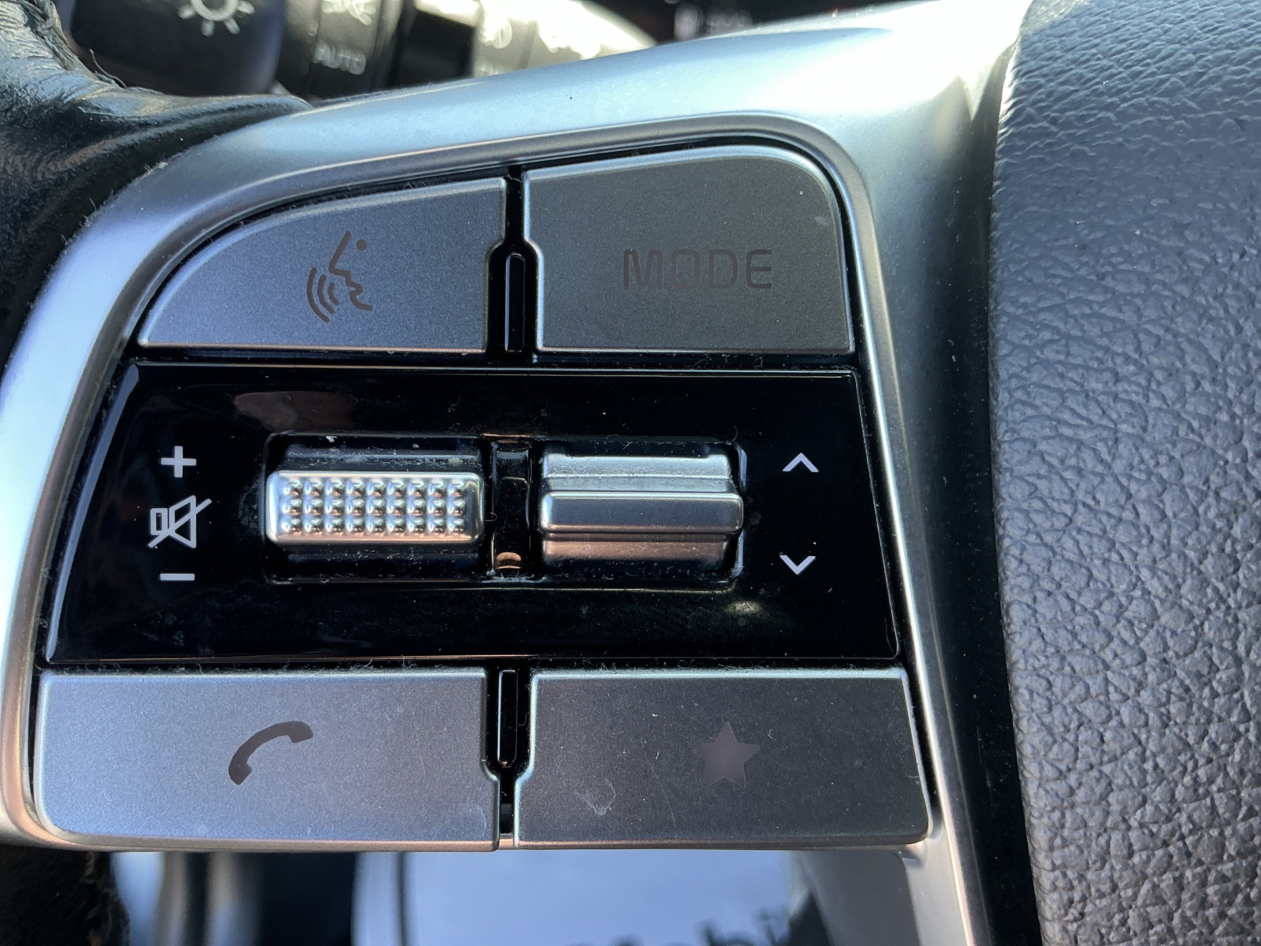 Certified 2024 Kia Telluride SX Prestige X-Line AWD/4WD image 17