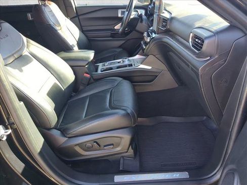 Used 2022 Ford Explorer Platinum w/ Equipment Group 601A image 24