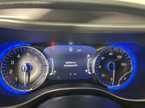 New 2026 Chrysler Pacifica Select image 13