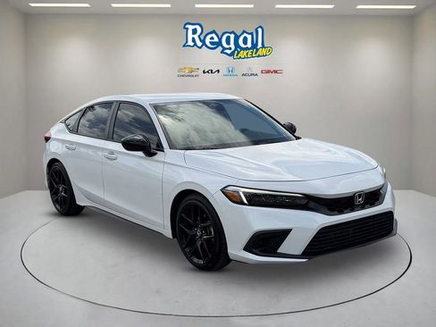 Used 2024 Honda Civic Sport image 1