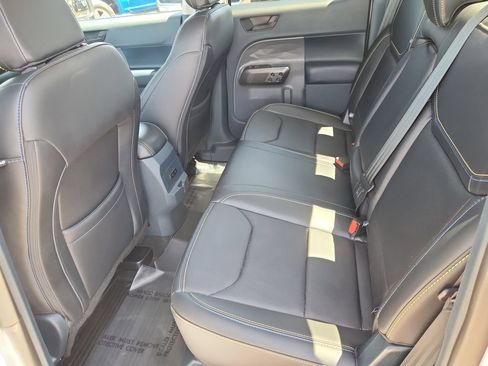 Used 2025 Ford Maverick Lobo AWD/4WD image 10