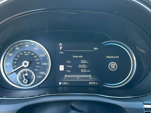 Used 2025 Genesis GV70 2.5T image 24